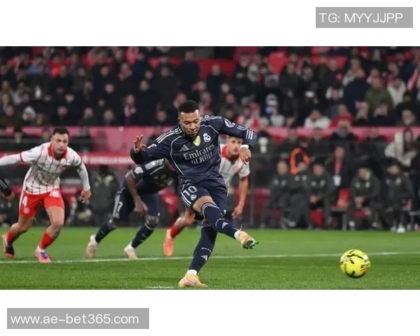 姆巴佩个人进球数超赫罗纳全队本赛季表现引人瞩目