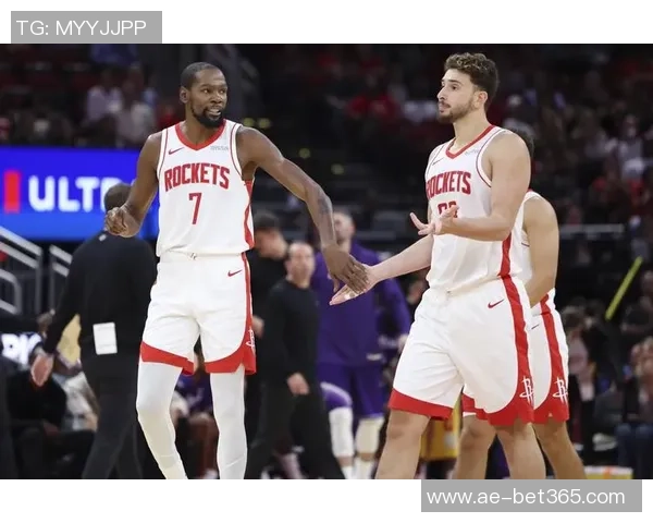 火箭主场迎来五连战不再舟车劳顿期待精彩对决 火箭主场迎来五连战不再舟车劳顿期待精彩对决