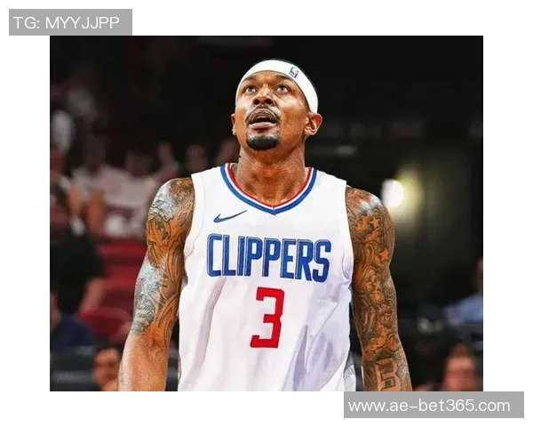 卢教练透露比尔首发位置仍待确定背部疼痛影响恢复进程