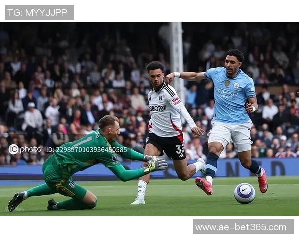 罗伯逊称曼城实力强大可战胜任何英超对手并对未判进球表示遗憾