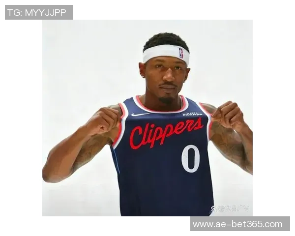 比尔谈身体状态和老将队友迅速理解教练战术提升球队表现 比尔谈身体状态和老将队友迅速理解教练战术提升球队表现