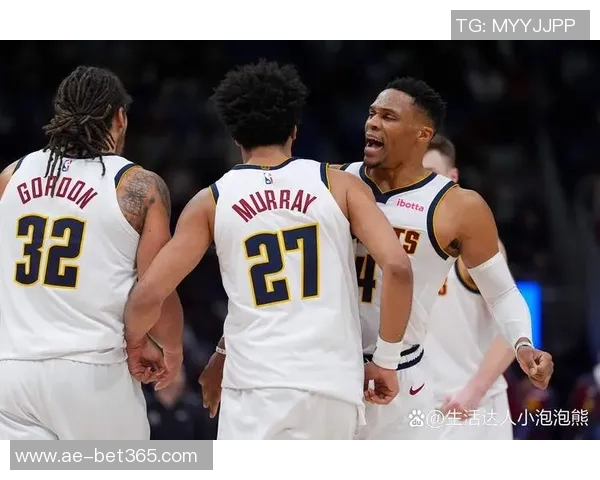 小迈克尔波特谈进攻配合与克洛尼的显著进步与团队默契